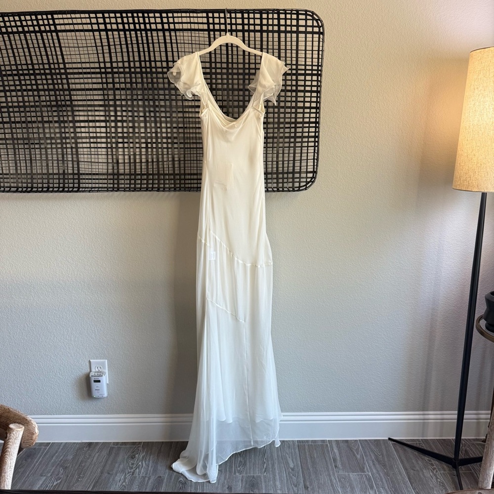 De La Vali Gaia maxi dress in Ivory Silk Chiffon - Picture 13 of 14